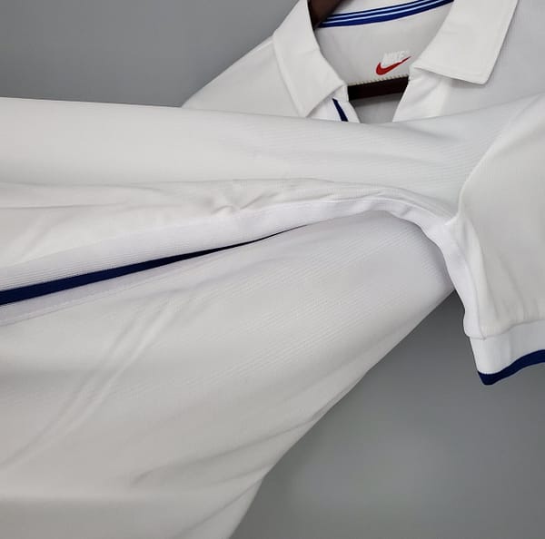 Retro Italy 1998 away Soccer Jersey - Image 8