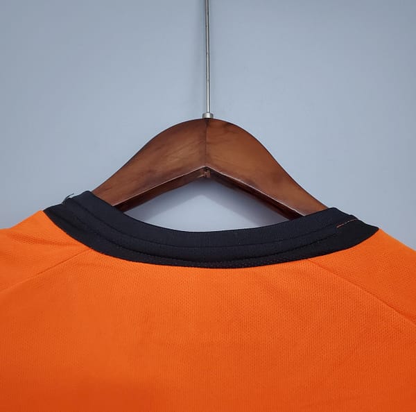 Retro Netherlands 2002 home Soccer Jersey - Image 3