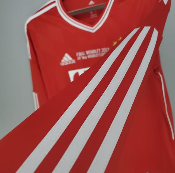 Retro long sleeve Bayern Munich 12/13 Champions League home Soccer Jersey - Image 4