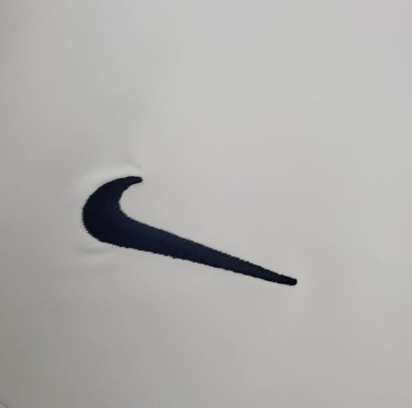 Retro PSG 02/03 away white Soccer Jersey - Image 6
