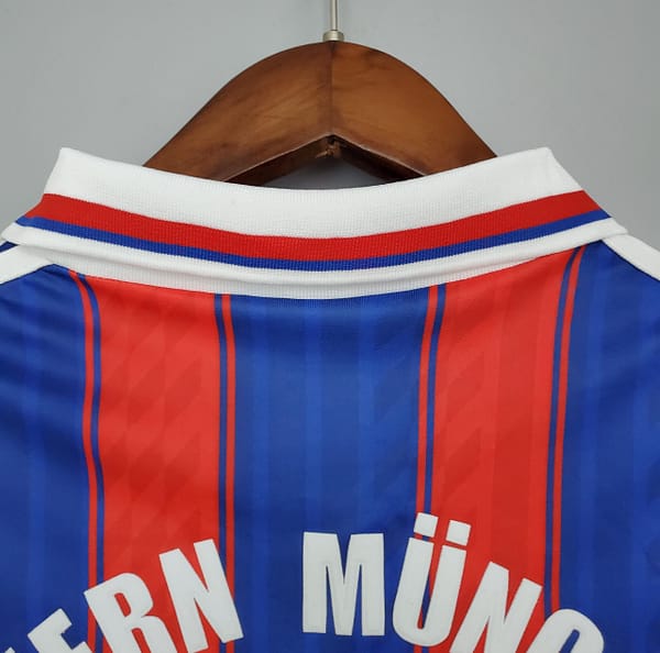 Retro Bayern Munich 95/97 home Soccer Jersey - Image 3