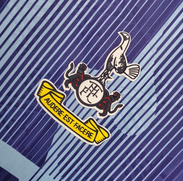 Retro Tottenham 92/94 third away Soccer Jersey - Image 6