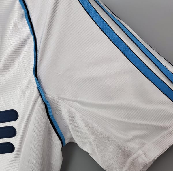Retro 98/99 Marseille home Soccer Jersey - Image 4