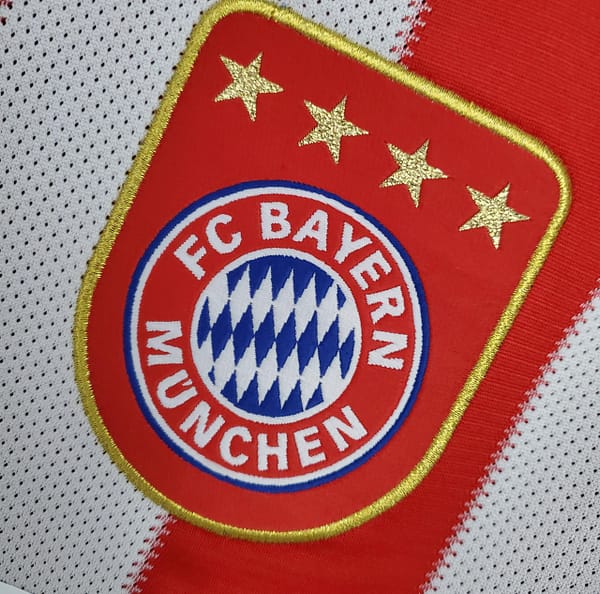 Retro Bayern Munich 10/11 home Soccer Jersey - Image 9