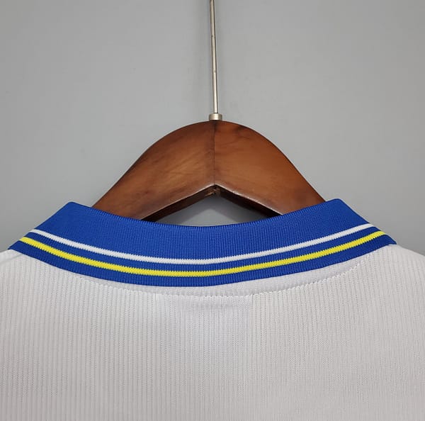 Retro Chelsea 98/00 away Soccer Jersey - Image 3