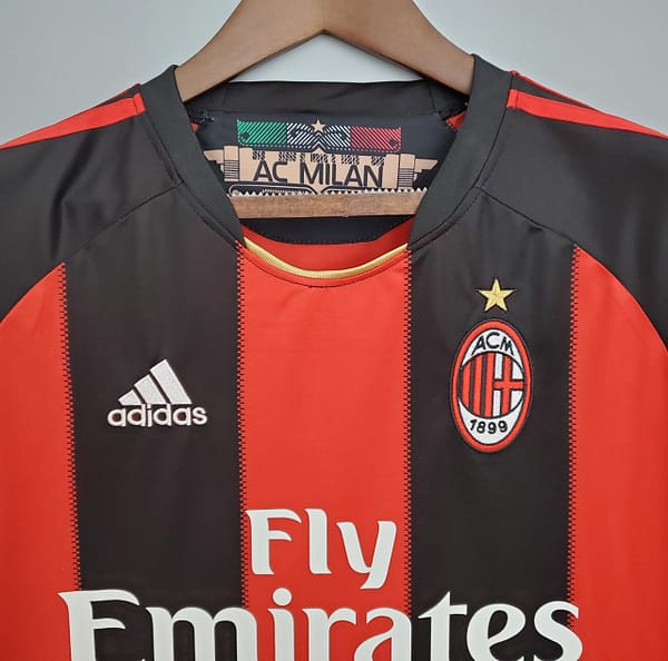 Retro 10/11 AC Milan home Soccer Jersey - Image 10