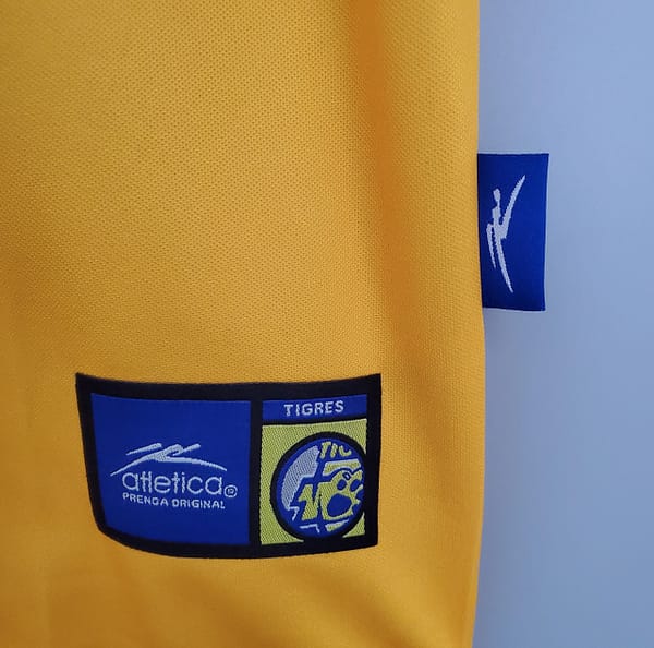 Retro 01/02 Tigres UANL Home Jersey - Image 5