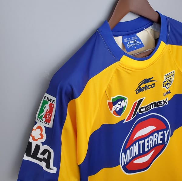 Retro 01/02 Tigres UANL Home Jersey - Image 6