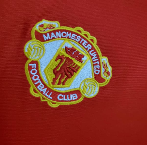 Retro Manchester United 85/86 home Soccer Jersey - Image 7