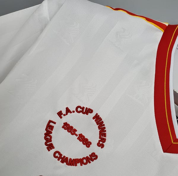 Retro 85/86 Liverpool away white Soccer Jersey - Image 4