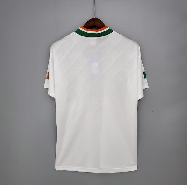 Retro Ireland 1994 away Soccer Jersey - Image 2