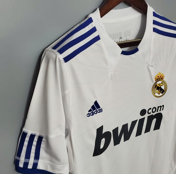 Retro Real Madrid 10/11 home Soccer Jersey - Image 5