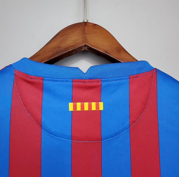 21/22 Barcelona home Soccer Jersey - Image 3