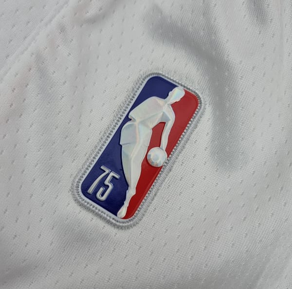2022 San Antonio Spurs Urban Edition calção branco NBA - Image 6