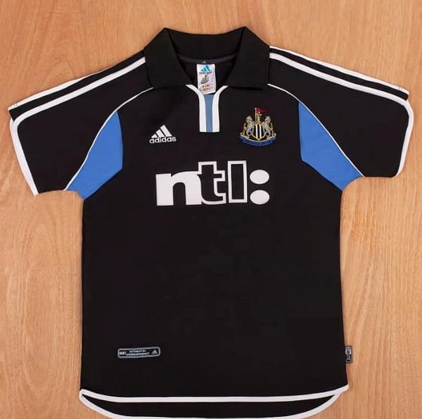 Retro 01/02 Newcastle United Away Black Jersey - Image 3