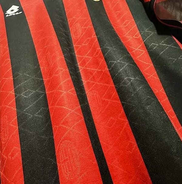 Retro 93/94 AC Milan Home Champion League Jersey With Patches - Image 5