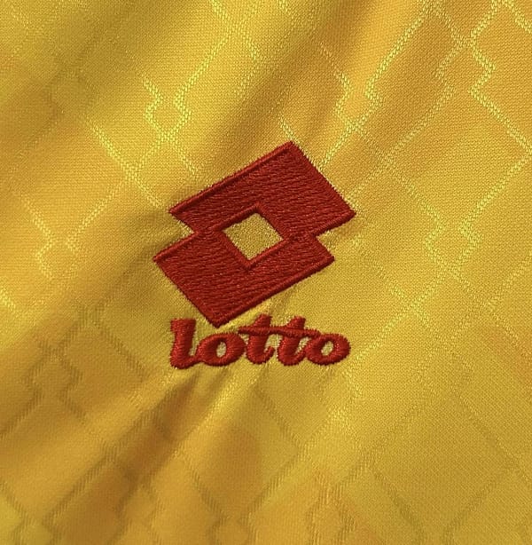 Retro 95/96 AC Milan Third Yellow Jersey - Image 5