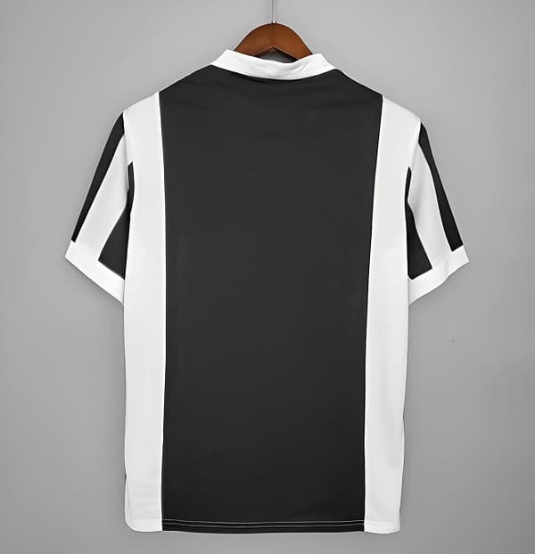 Retro 17/18 Juventus Home Jersey - Image 2
