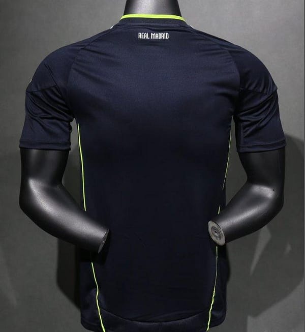 Player Version Retro 09/10 Real Madrid Away Jersey - Image 2