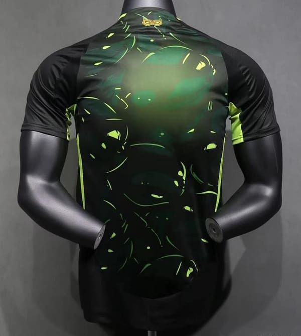 Player Version 24/25 Real Madrid Black/Green Special Pattern Pre-Match Jersey - Image 2