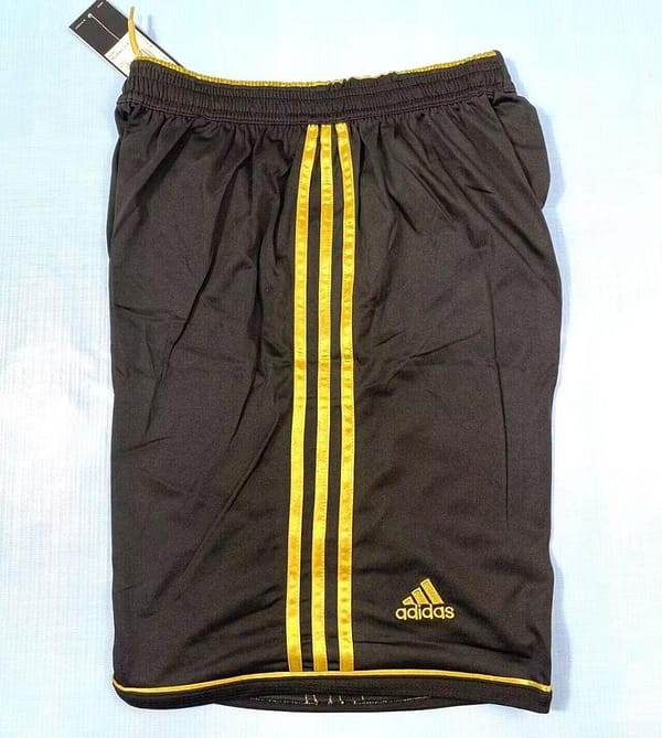 Retro 11/12 Real Madrid Away Black Jersey - Image 3