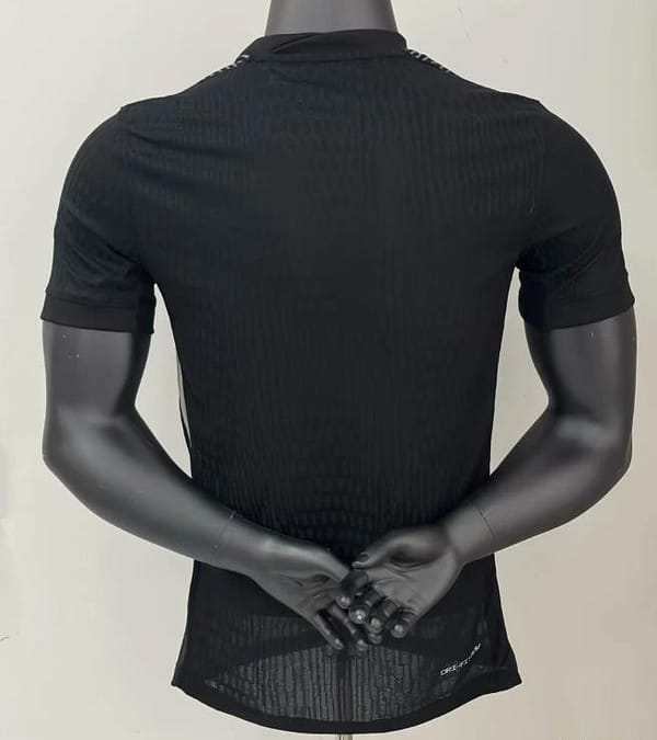 Player Version 25/26 PSG Goalkeeper Black Jersey - Image 2