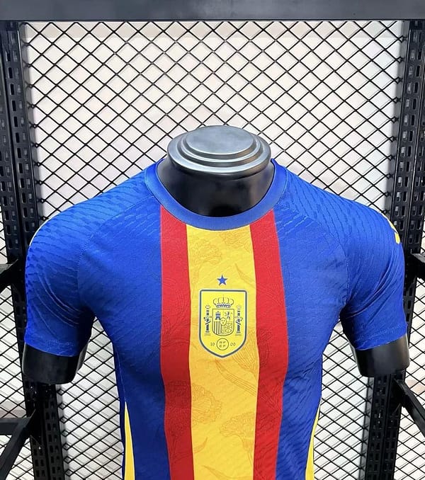 2024 Player Version Spain Euro Pre-match Training Jersey Uniform Jersey - Image 2