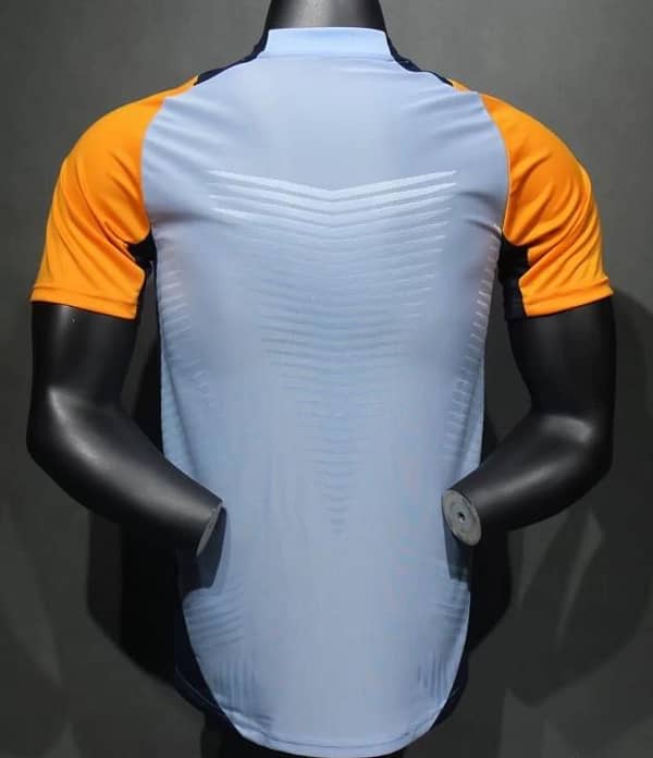 Player Version 24/25 Real Madrid Light Blue/Yellow Pre-Match Jersey - Image 3