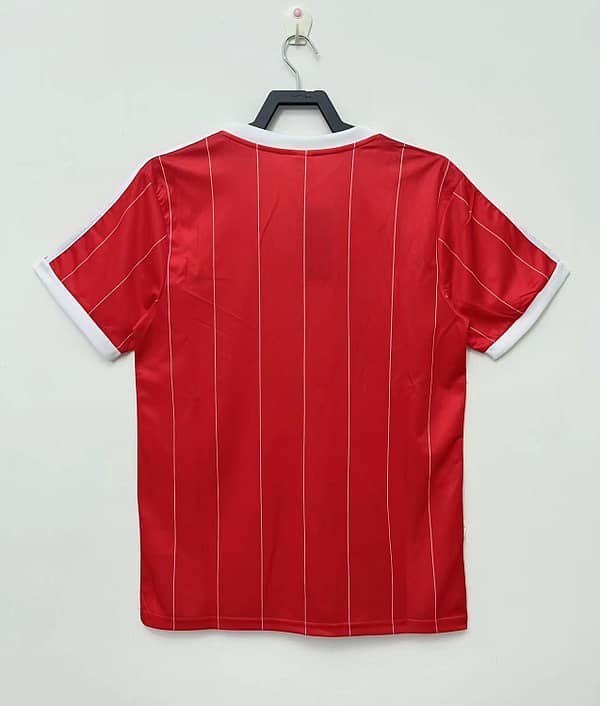 Retro 83/84 Hamburg SV Away Soccer Jersey - Image 7