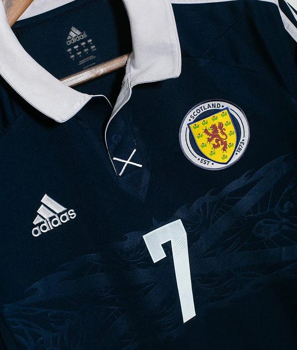 Retro 2011/13 Scotland Home Jersey - Image 4
