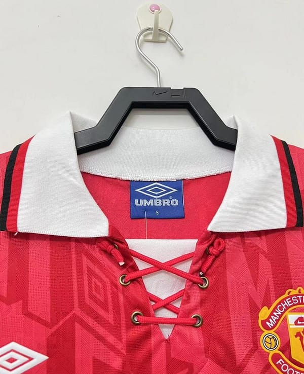 Retro 92/94 Manchester United Home Jersey - Image 5