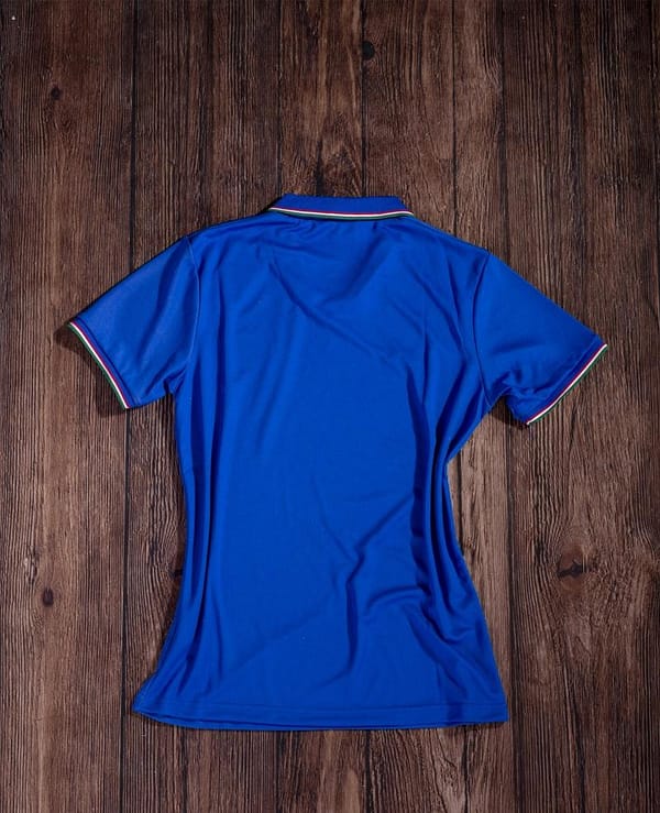 Retro 1990 Italy Home Soccer Jersey - Image 3