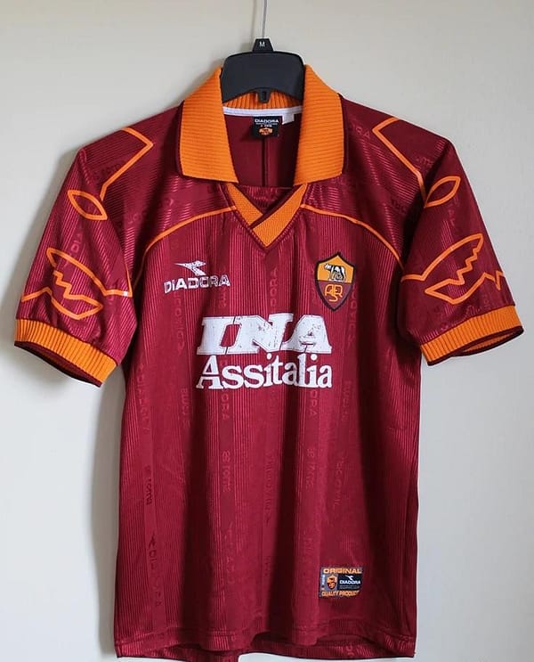 Retro 99/00 AS Roma Home Jersey - Image 5