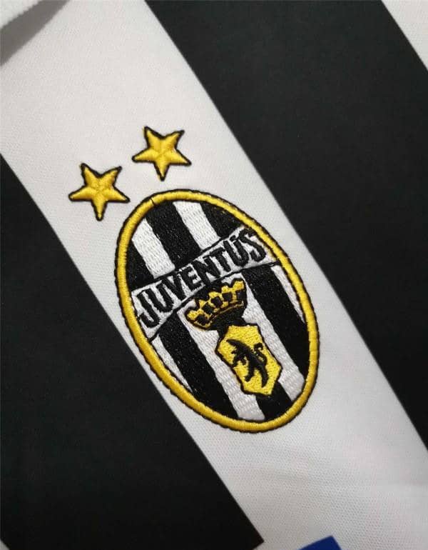 Retro 99/00 Juventus Home Long Sleeve Jersey - Image 3