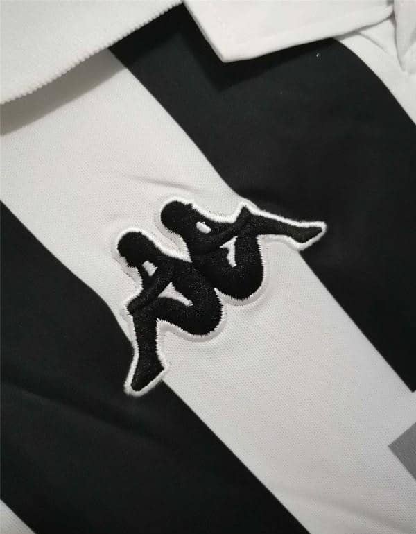 Retro 99/00 Juventus Home Long Sleeve Jersey - Image 4
