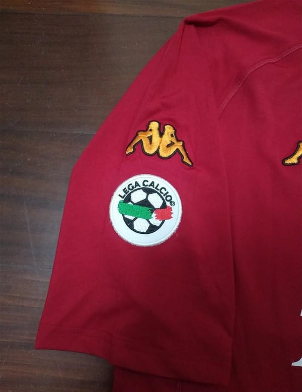 Retro 00/01 AS Roma Home Jersey - Image 7