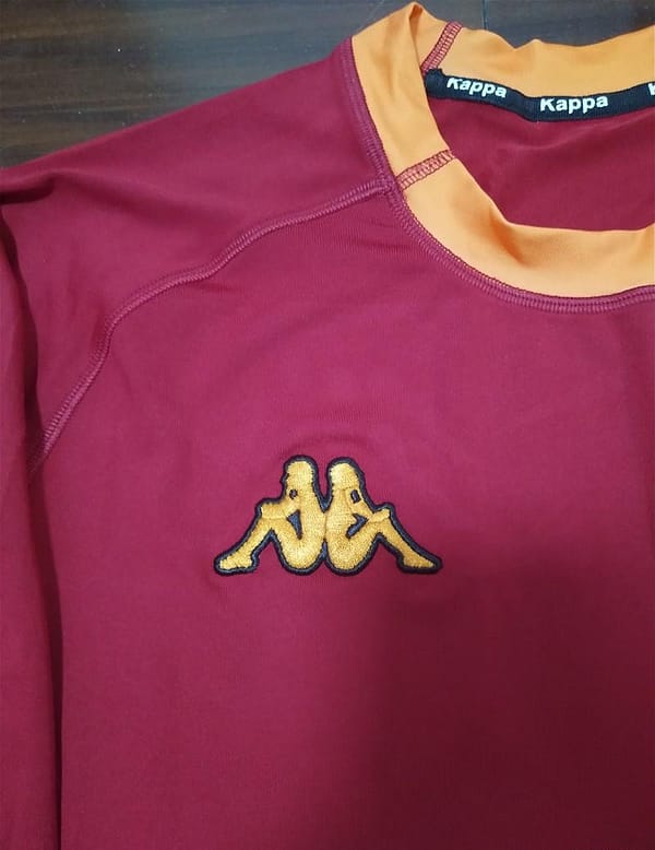 Retro 00/01 AS Roma Home Jersey - Image 8
