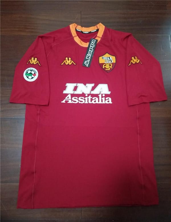 Retro 00/01 AS Roma Home Jersey - Image 10