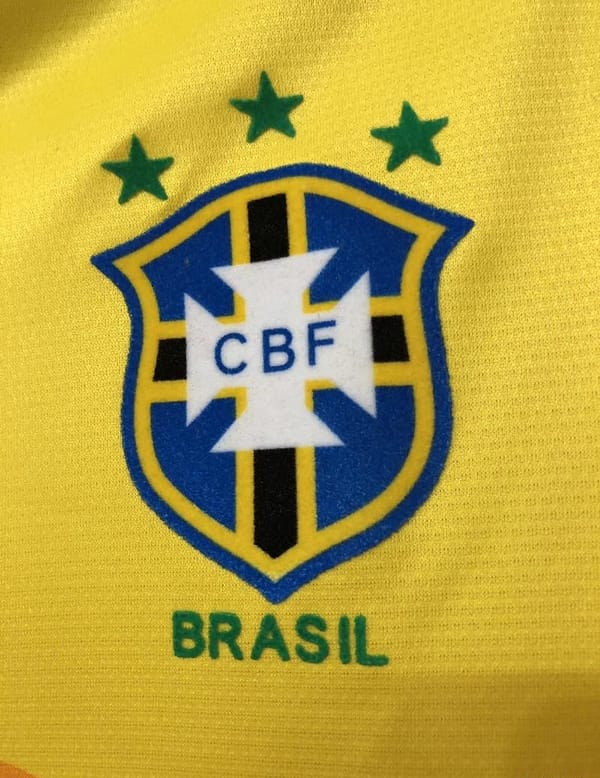 Retro 1994 Brazil home Soccer Jersey - Image 4