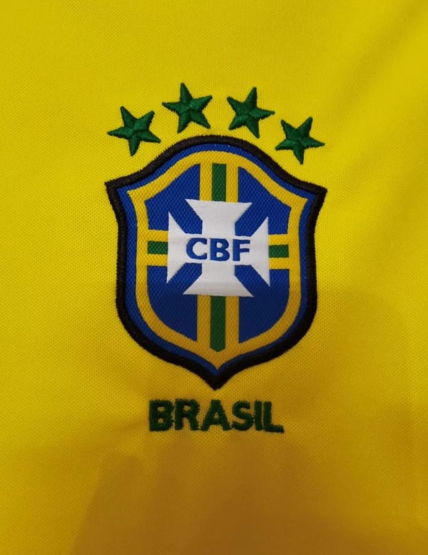 Retro 1998 Brazil Home Soccer Jersey - Image 9