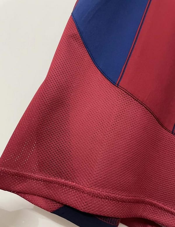 Retro 03/04 Barcelona Home Soccer Jersey - Image 5