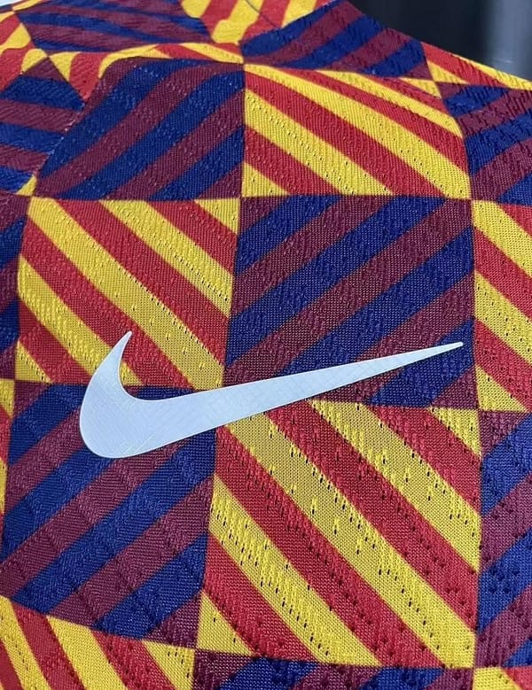 Player Version 22 23 Barcelona Orange Training Jersey - Image 2