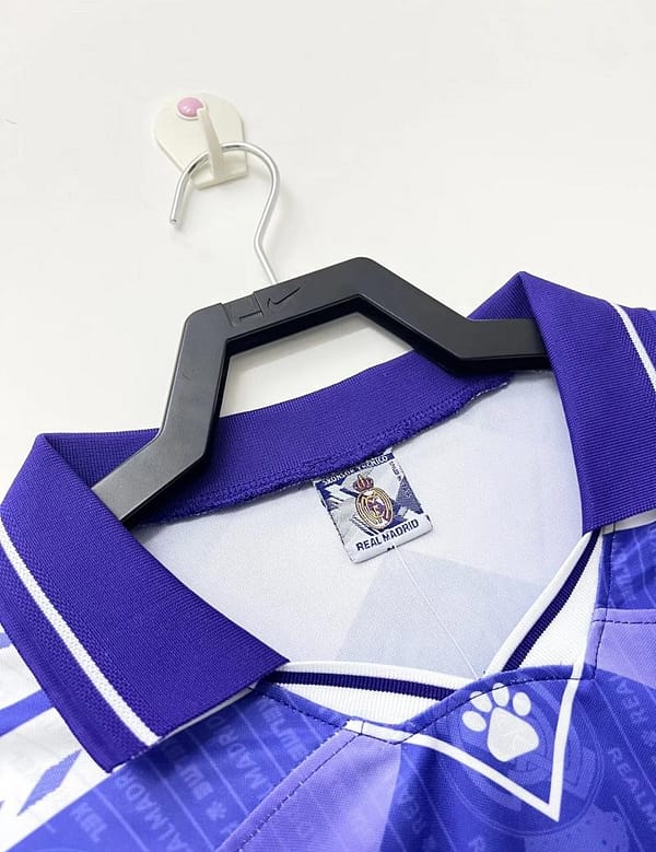 Retro 96/97 Real Madrid Away Jersey - Image 7