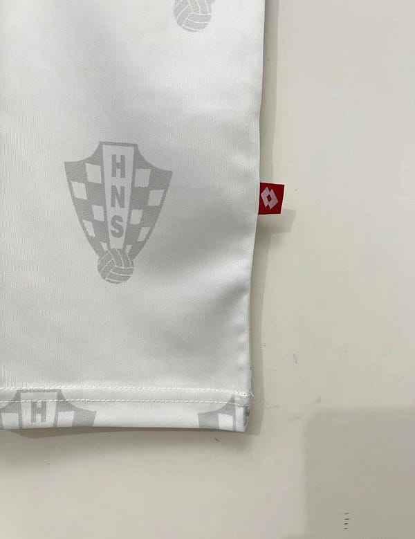 Retro 1998 Croatia Home Soccer Jersey - Image 2