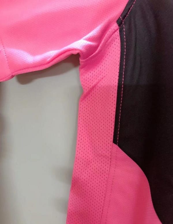 Retro 11/12 Juventus Away Pink Soccer Jersey - Image 4