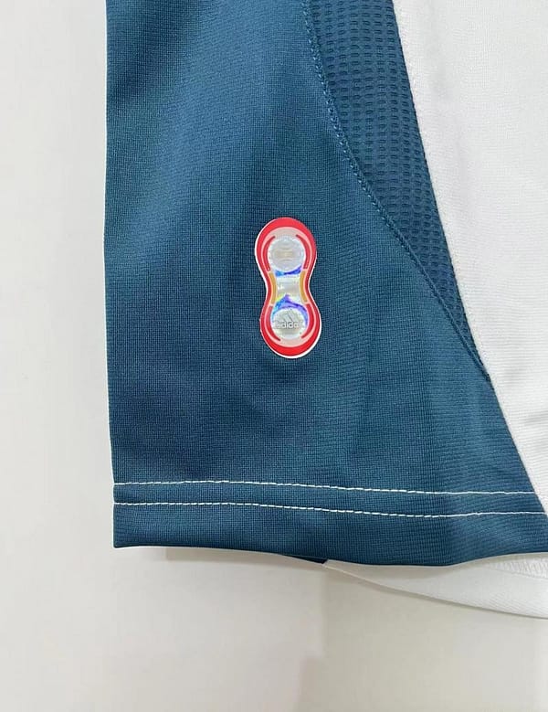 Retro 06/08 Liverpool Away Soccer Jersey - Image 6