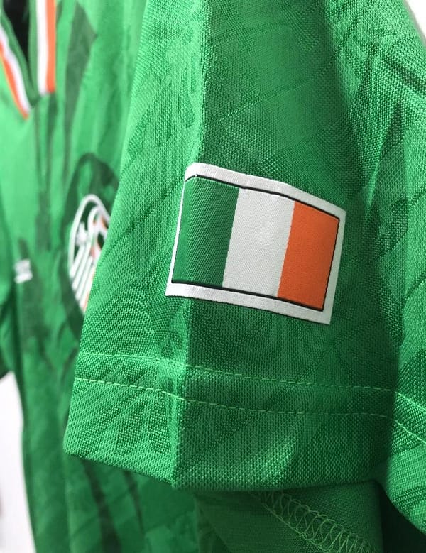 Retro 1994 Ireland Home Soccer Jersey - Image 2