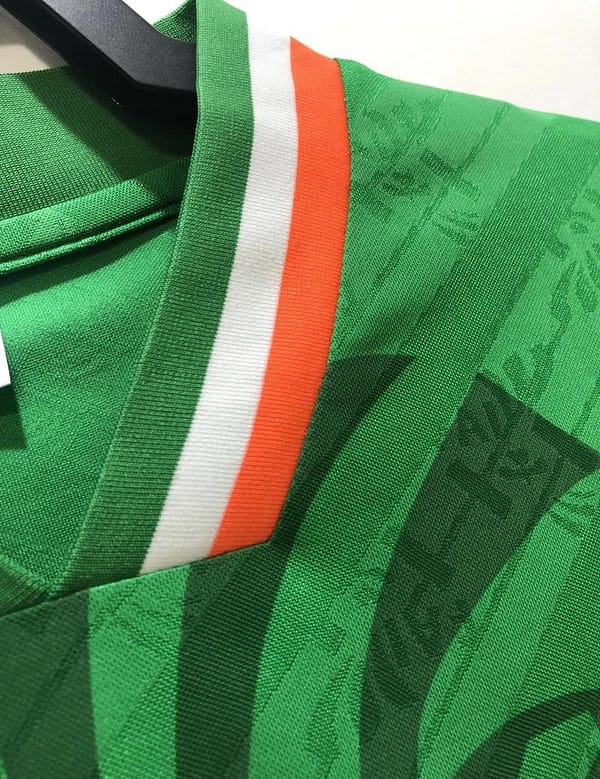 Retro 1994 Ireland Home Soccer Jersey - Image 3