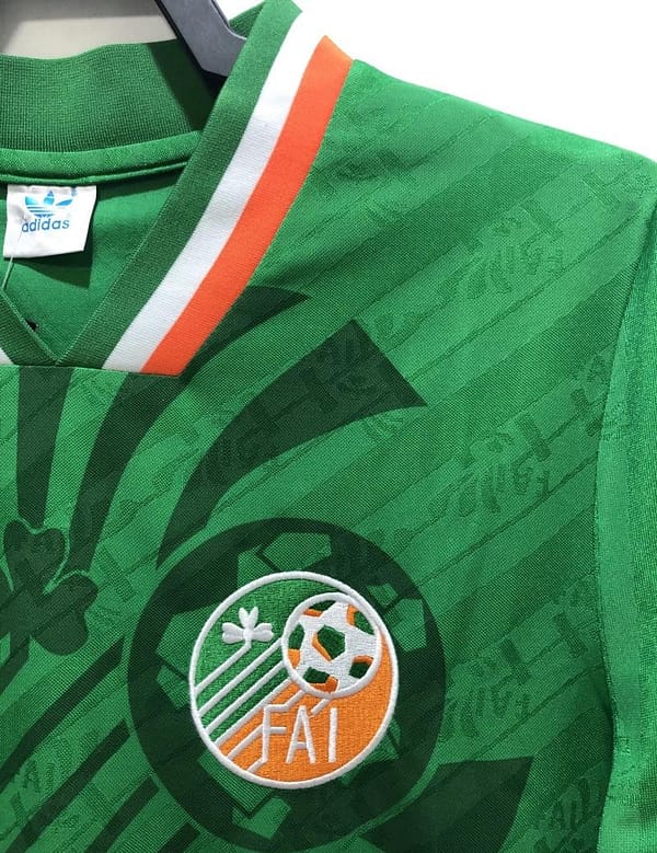 Retro 1994 Ireland Home Soccer Jersey - Image 7