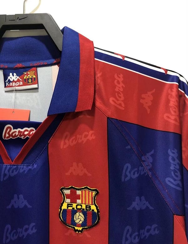 Retro 96/97 Long Sleeve Barcelona Home Soccer Jersey - Image 6